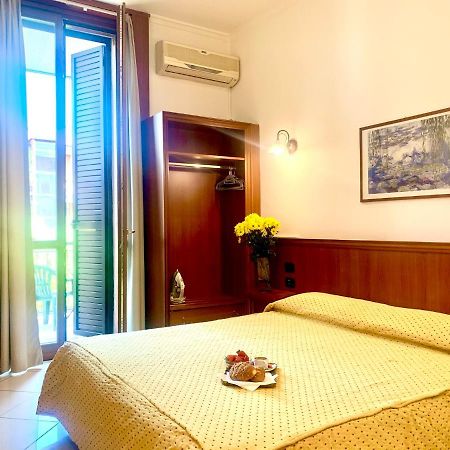 Hotel Astrid Μιλάνο Εξωτερικό φωτογραφία