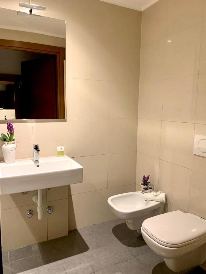 Hotel Astrid Μιλάνο Εξωτερικό φωτογραφία