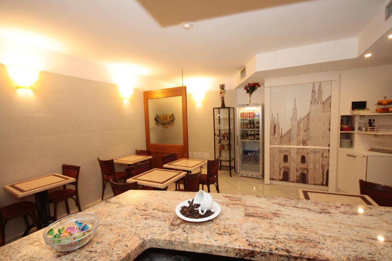 Hotel Astrid Μιλάνο Εξωτερικό φωτογραφία
